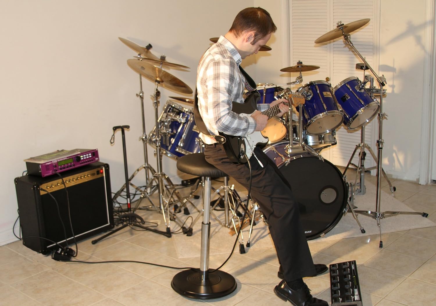 Swopper Guitar Stool ( used by Adrian Belew)