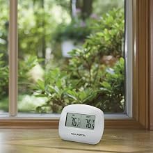 AcuRite 00782A2 Wireless Indoor/Outdoor Thermometer