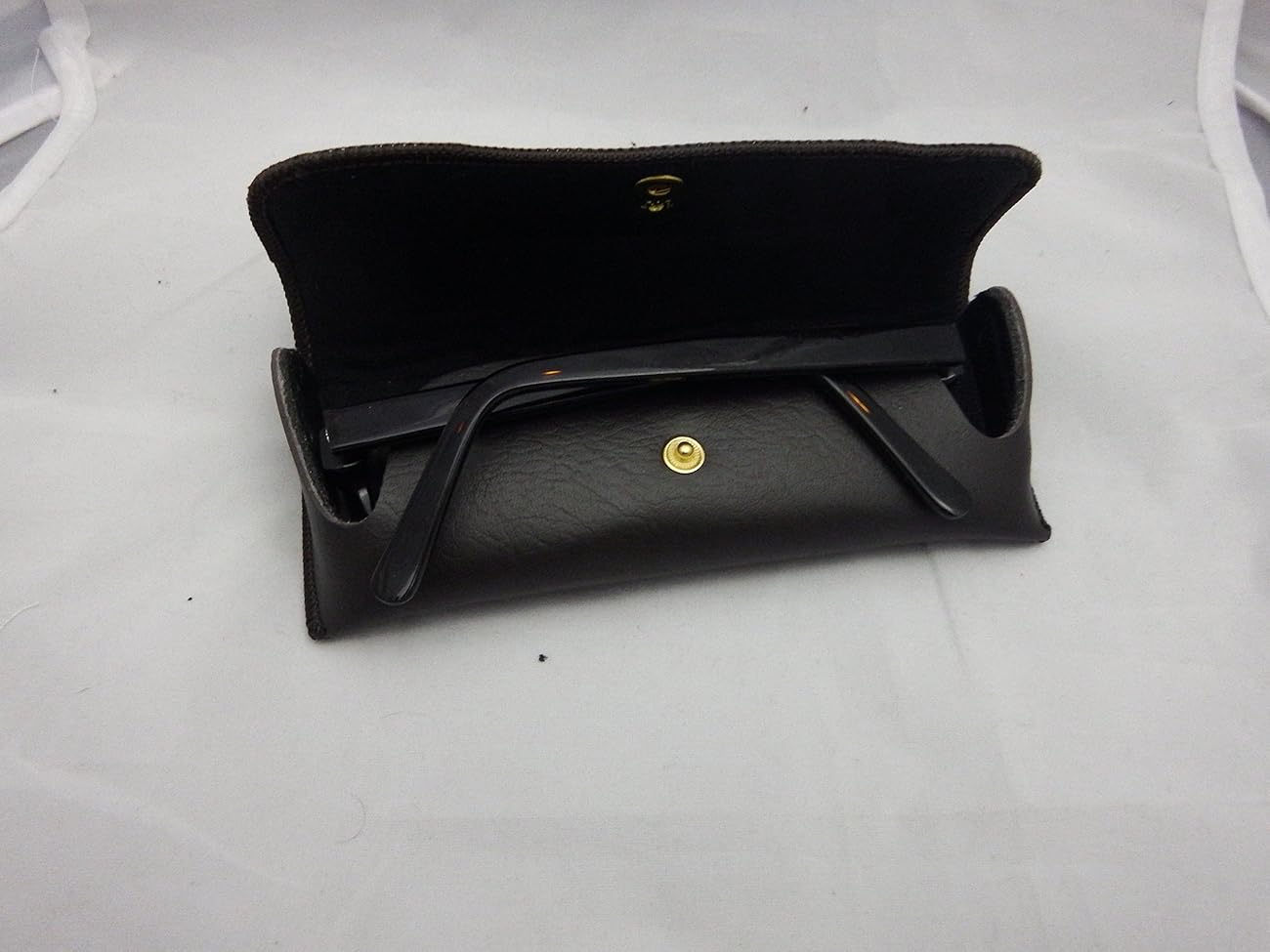 OverStock Blowout Sale Brown Double Snap Belt loop eyeglass case