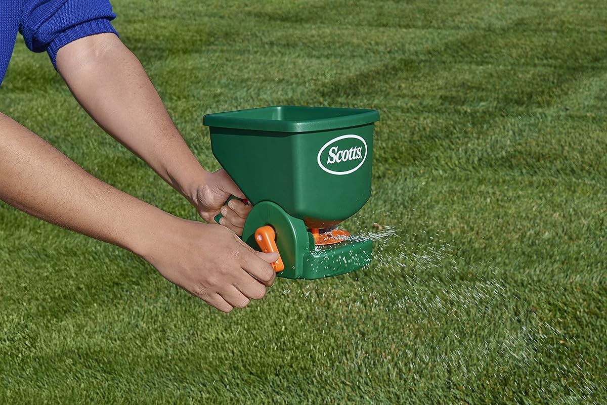 Scotts Easy HandHeld Broadcast Spreader