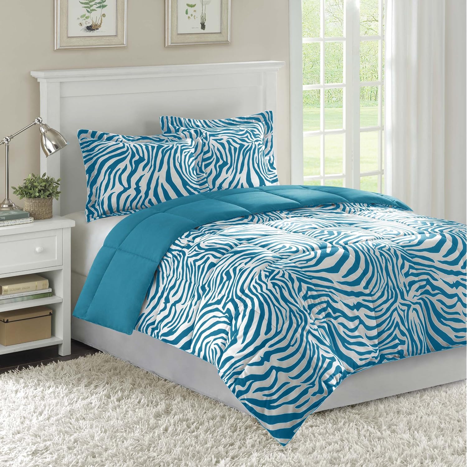 Home Essence Wild Things Bright Zebra Microfiber Down Alternative Comforter Mini Set