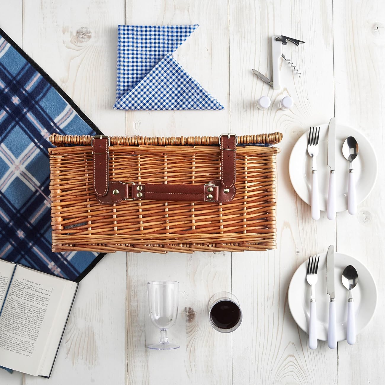 VonShef Deluxe 2 Person Traditional Wicker Picnic Basket Hamper with