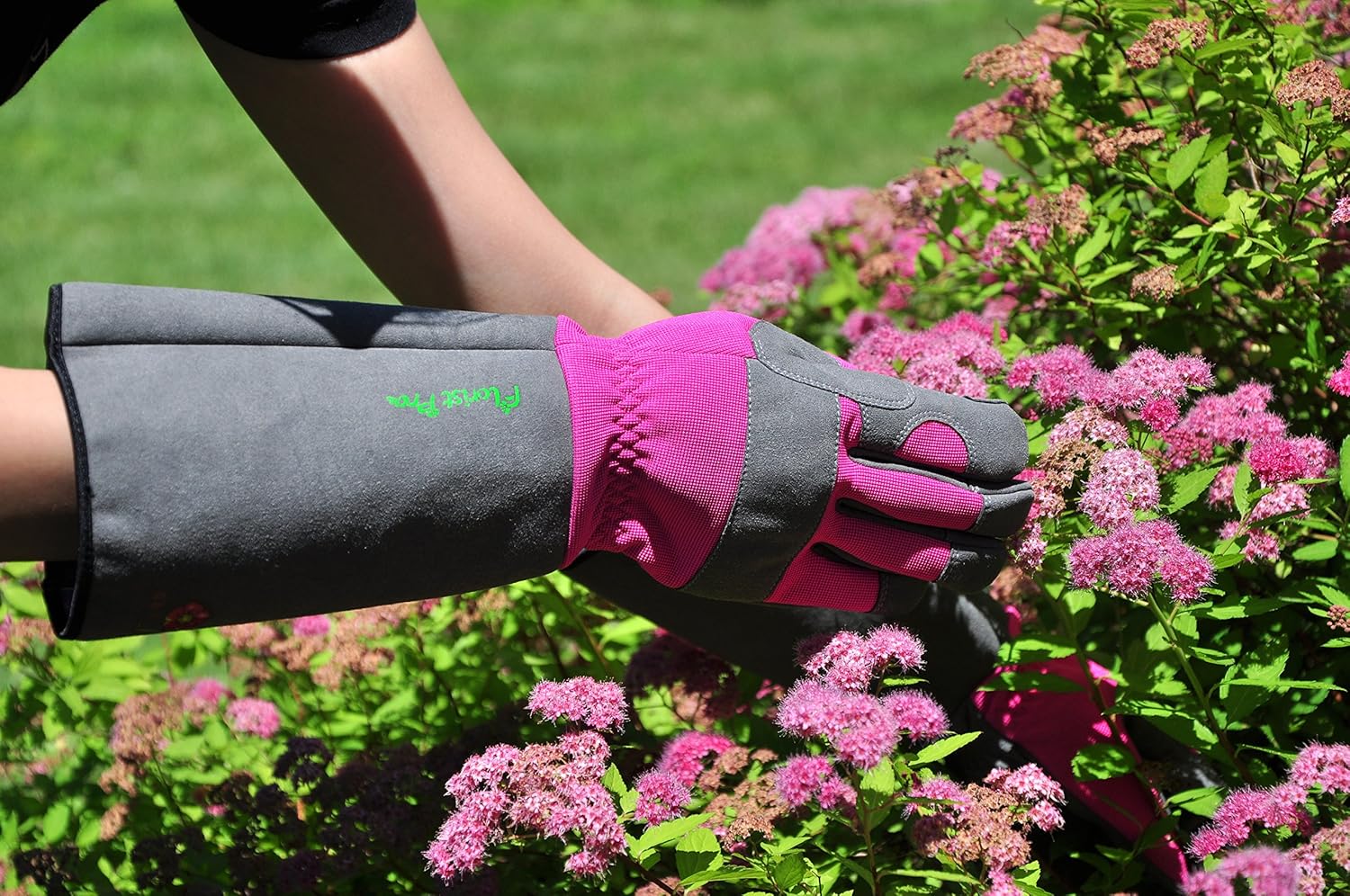 G & F 2430 FloristPro LongSleeve Rose gardening Gloves Women Medium