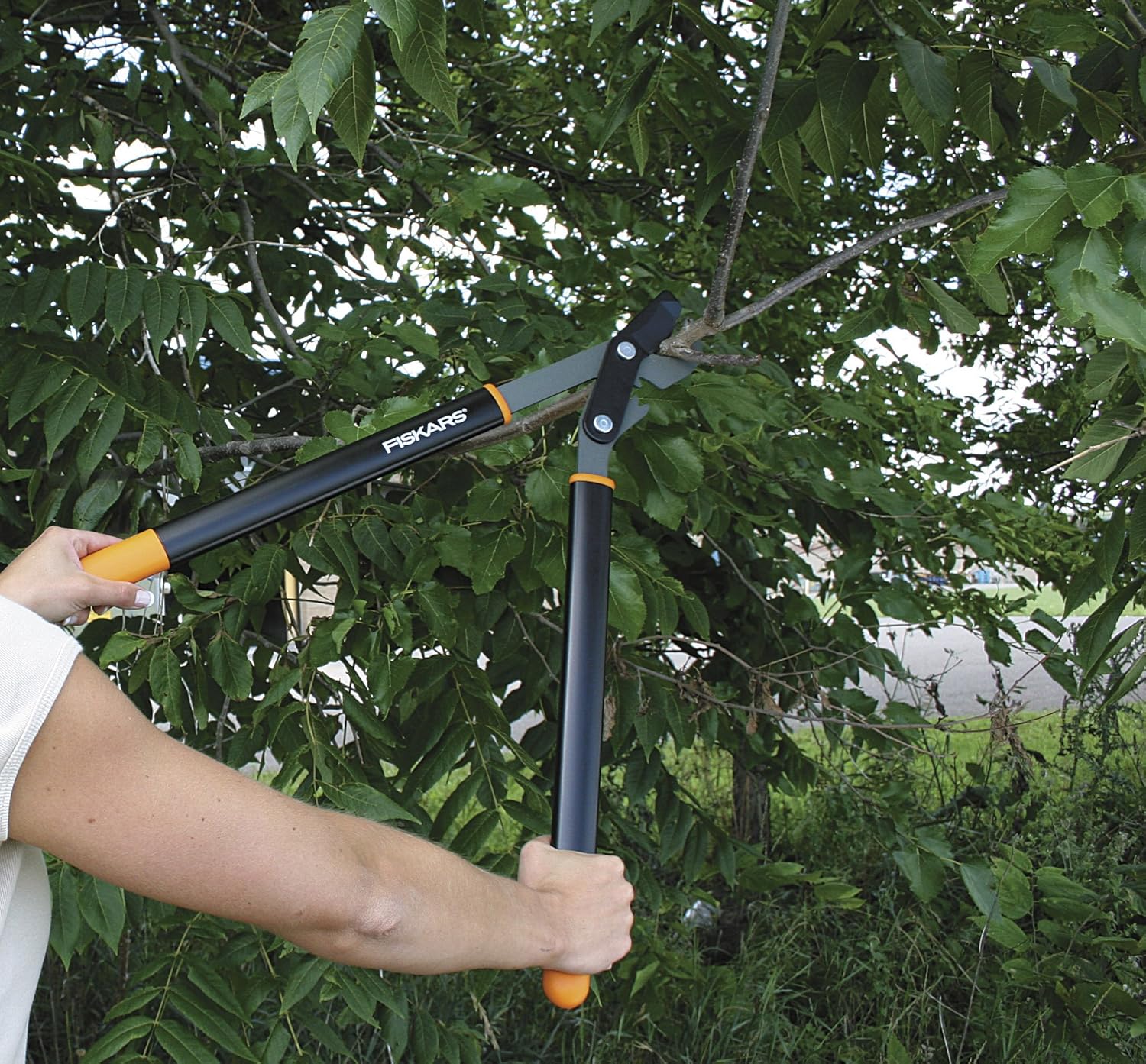 Fiskars 25Inch Ultra Blade Power Gear Bypass Lopper (9136) , New, Free