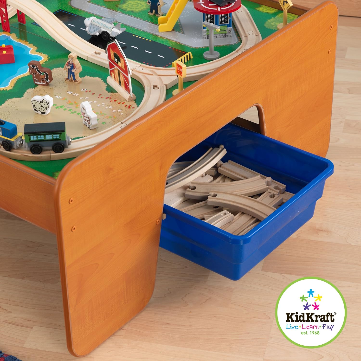 Купить KidKraft Ride Around Train Set and Table в интернетмагазине Amazon с доставкой из США