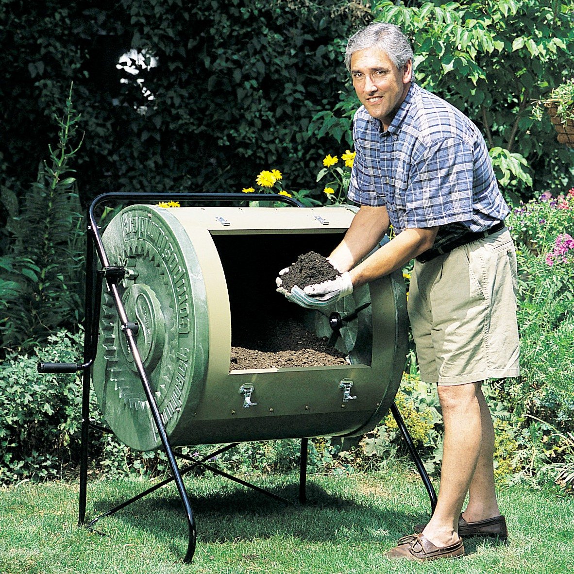 Mantis Compact ComposTumbler CT02001 Engineered to Make Compost Fast