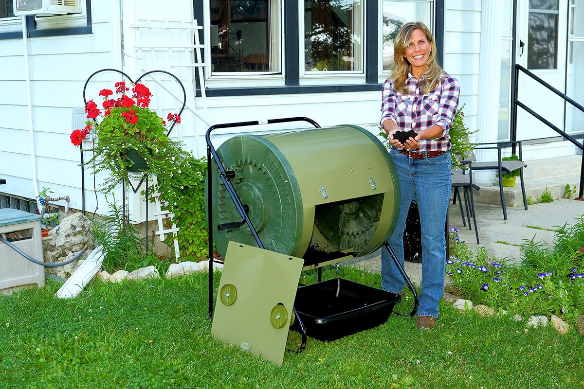 Mantis Compact ComposTumbler CT02001 Engineered to Make Compost Fast
