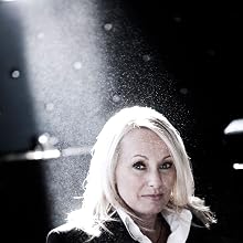 Louise Hoffsten - Photo by Emma Mattsson