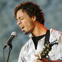 Amos Lee - US singer Amos Lee performs 25 July 2005