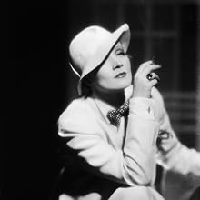 Marlene Dietrich - Mysterious Marlene