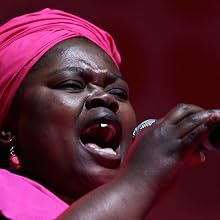 Soweto Gospel Choir - A member of The Soweto Gospel Choir perf