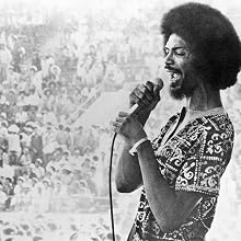 Gil Scott-Heron - Photo of Gil Heron Scott