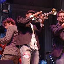 Broken Social Scene - Broken Social Scene in Concert