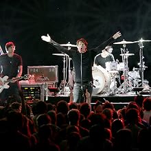 Angels & Airwaves - Angels & Airwaves Play Free Earth Day Concert On M.I.T Campus