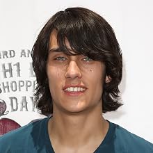 Teddy Geiger - VH1 SAVE THE MUSIC FOUNDATION'S THIRD ANNUAL BIG SHOPPING DAY