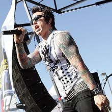 Eighteen Visions - Extreme Thing 2006