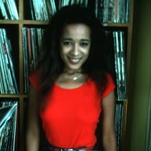 Ronnie Spector - Photo of Ronnie Spector