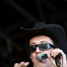 Alabama 3 - Guilfest 2005 - Day 1