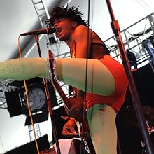 Noisettes - Coachella Valley Music and Arts Festival 2007 - Day One