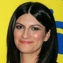 Laura Pausini - "Colombia sin Minas" Concert - Artist Press Conference