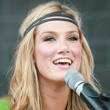 Delta Goodrem - Delta Goodrem Instore Signing