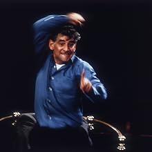Leonard Bernstein - Leonard Bernstein