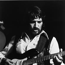 Waylon Jennings - Waylon Jennings Perfoms On Stage