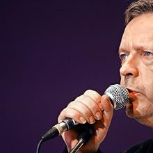 Renaud - (FILES) French singer Renaud performs at