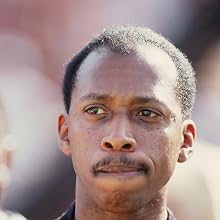 Jeffrey Osborne - Singer Jeffrey Osborne Attends NFL Game
