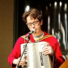 John Linnell - They Might Be Giants In-Store Appearance At Barnes & Noble In New York?