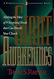 Rainer, Thom S.: Giant Awakenings: Making the Most of 9 Surprising Trends That Can Benefit Your Church Rainer, Thom S.: Giant Awakenings: Making the Most of 9 Surprising Trends That Can Benefit Your Church