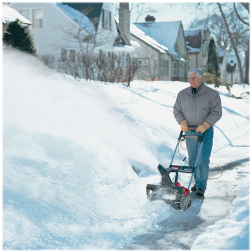 Toro 1800 18-Inch 12 Amp Electric Curve Snow Thrower #38025
