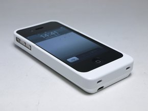 iPhone4 専用 バッテリー付き保護ケース ホワイト