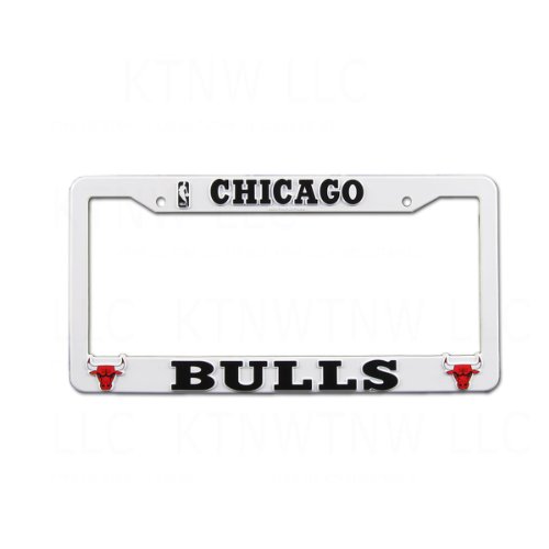 Officially Licensed NBA Plastic License Plate Frame - Chicago Bulls