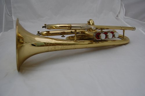 Algopix Similar Product 10 - Conn Cornet