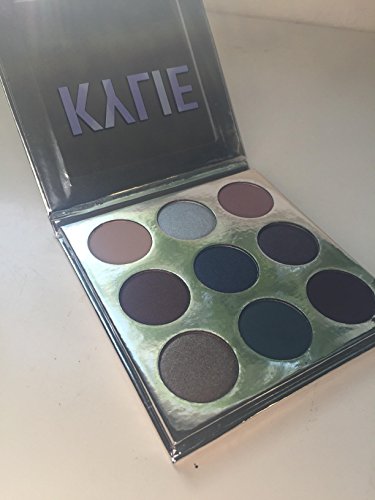NEW Holiday Palette by Kylie Cosmetics
