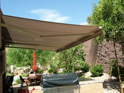 ALEKO® 13x10 Feet Retractable Awning, Sand Color (4m x 3m)