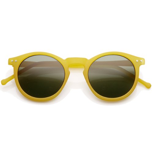 zeroUV - Vintage Inspired Round Horned P-3 Sunglasses with Key Hole Nose