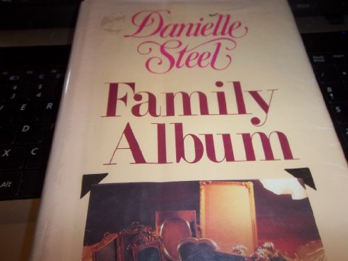 Family Album (G K Hall Large Print Book Series) by Danielle Steel