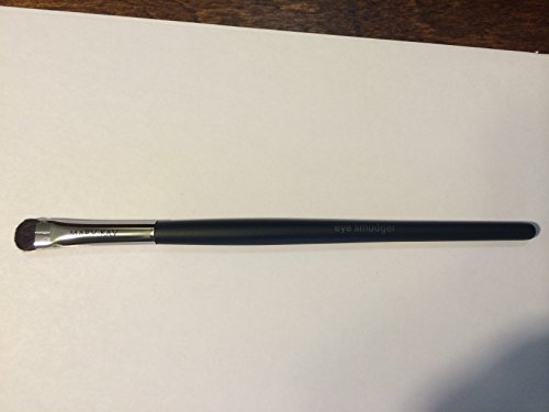 

Mary Kay - Eye Smudger Brush