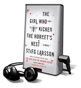 The Girl Who Kicked the Hornet's Nest (Playaway Adult Fiction)