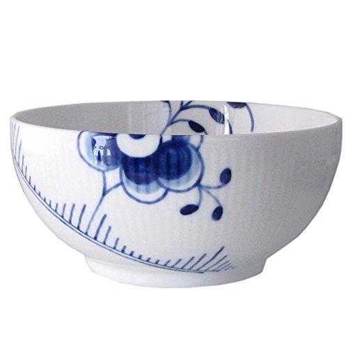 ロイヤルコペンハーゲン ブルーフルーテッド メガ 18cm ボウル 2381456【並行輸入品】