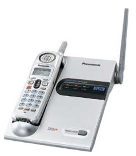Panasonic Two Line operating KX-TG2480BX1 Digital Cordless Phone (Silver)