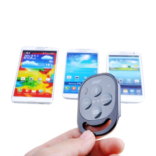 VicTsing Bluetooth Remote Control Camera Shutter for Apple iPhone 5S 5C 5 4S 4 ipad 5 4 3 2 ipad mini ipad Air ipod Samsung Galaxy S4 S3 S2 Note 3 2 Sony xperia z HTC ONE Smartphones Tablets Christmas Gifts (Black)