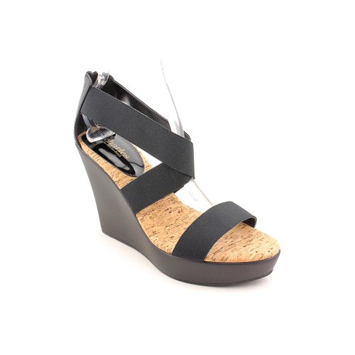 Charles by Charles David Women's Pauline Wedge