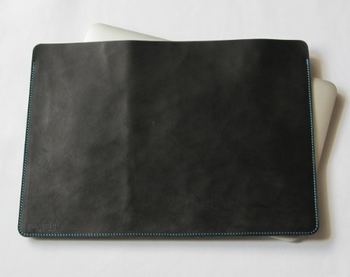 MacBook Air 11インチ　オイルヌメ牛本革ケース　黒（糸：ブルー）