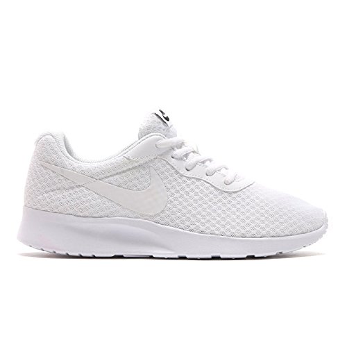 nike tanjun womens running shoes
