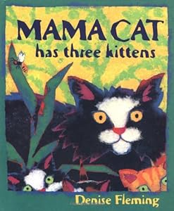 Mama Cat Has Three Kittens