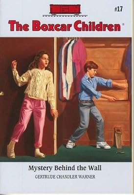Mystery Behind the Wall (The Boxcar Children Mysteries #17)