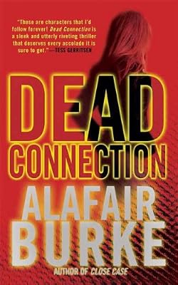 Dead Connection: A Novel (Ellie Hatcher Book 1)